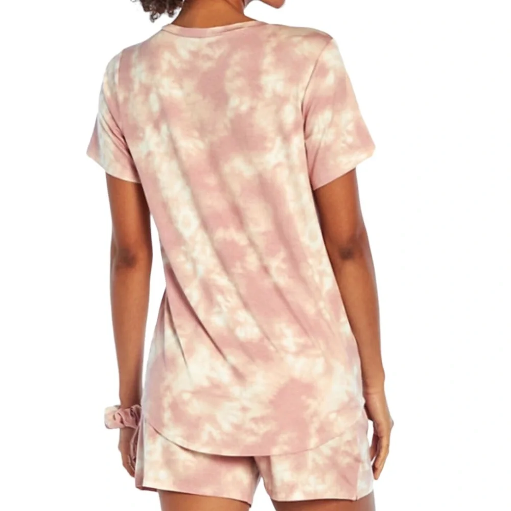WildFox Women’s Short Set with Scrunchie